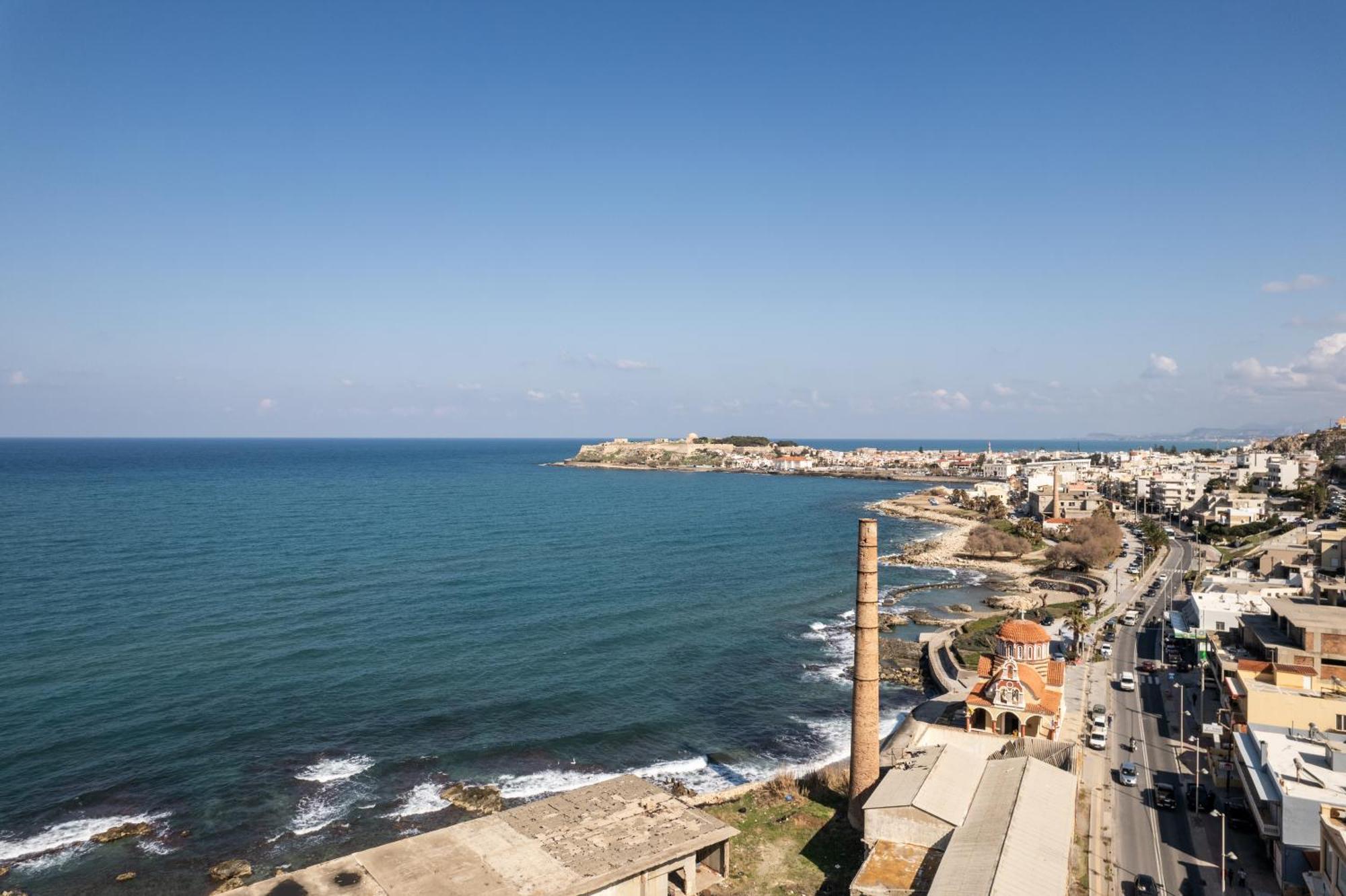 Secret View Apartment, With Private Jacuzzi Rethymno Esterno foto