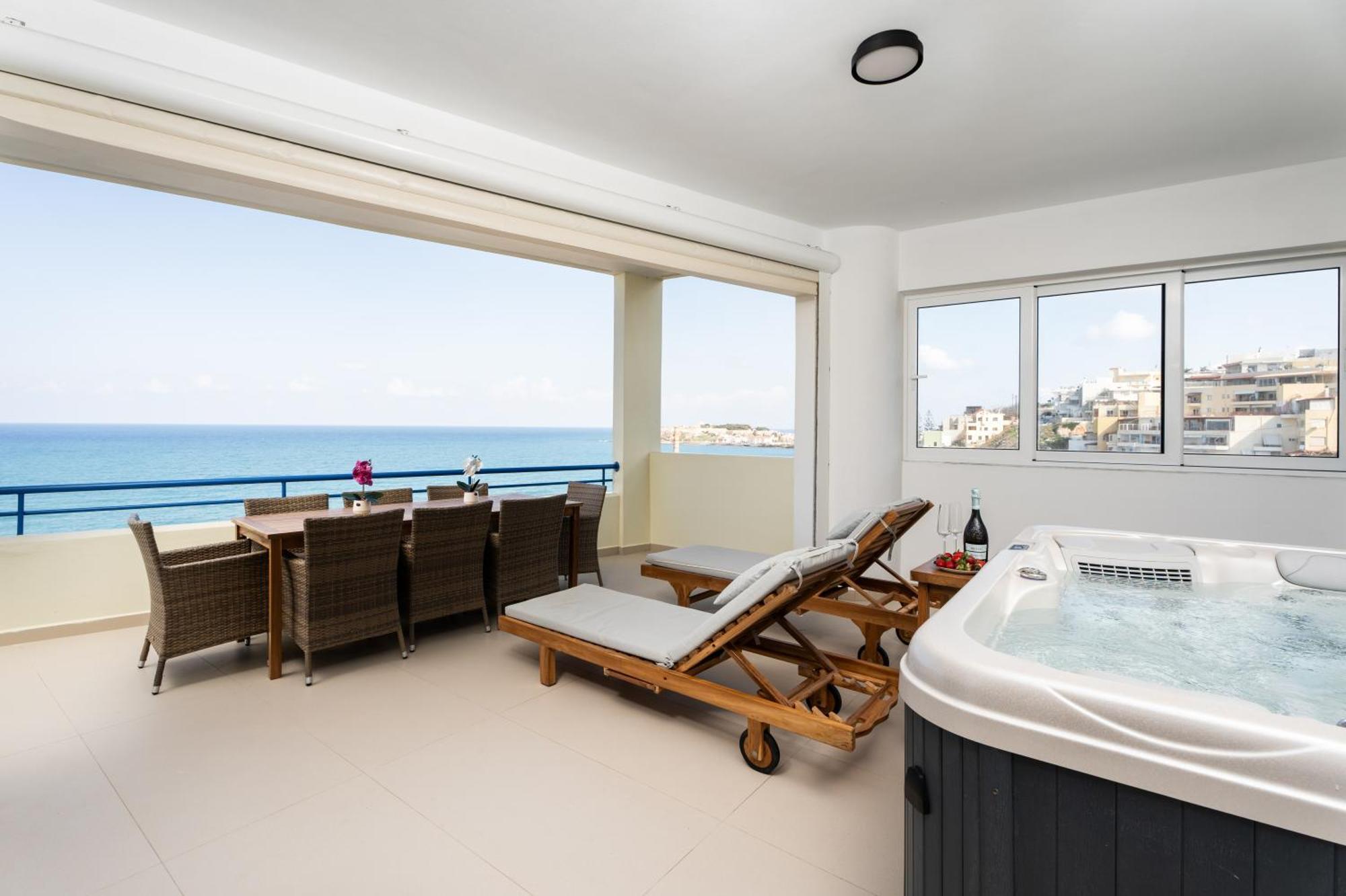 Secret View Apartment, With Private Jacuzzi Rethymno Esterno foto